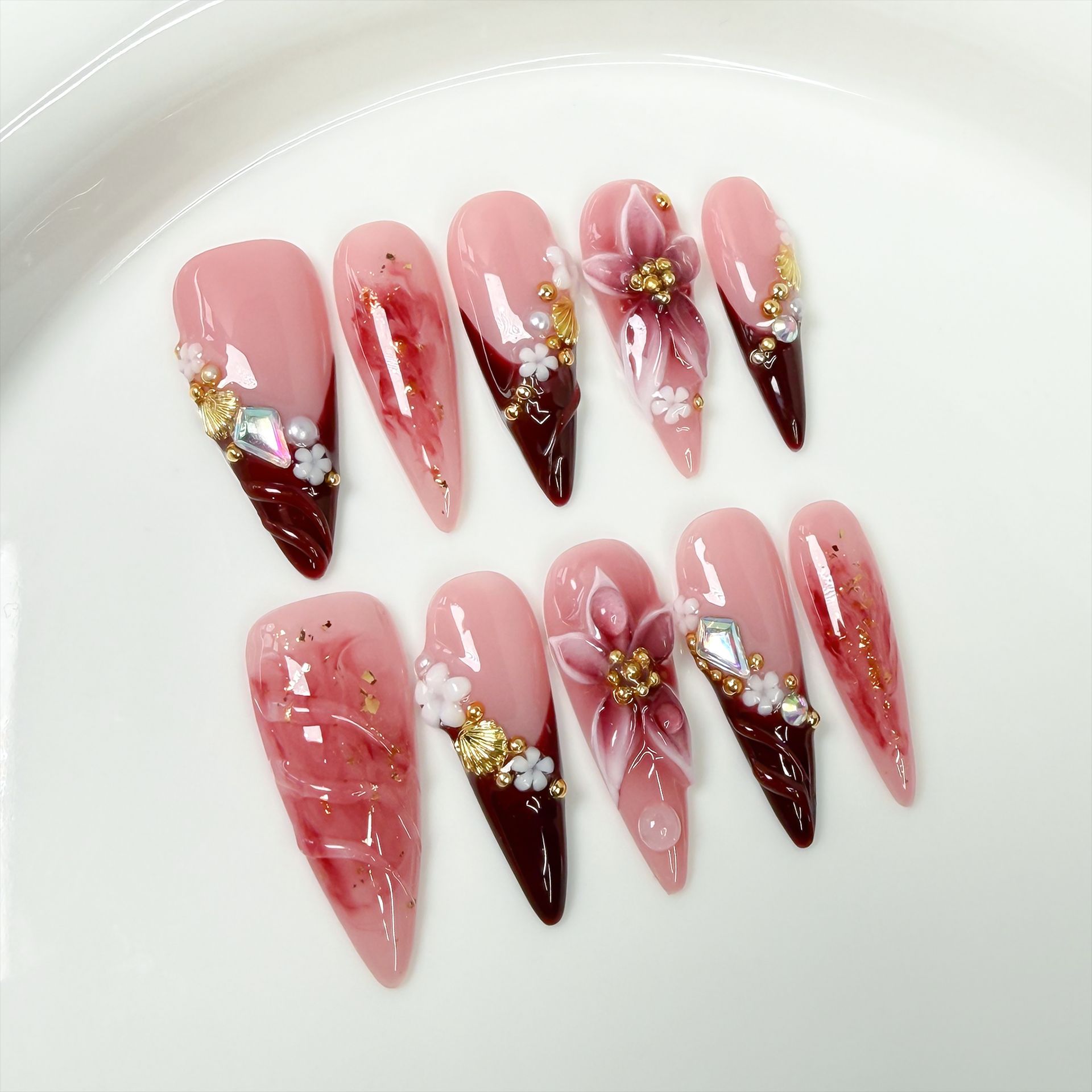 Nail Art Flower - 10 قطعة ريترو طويل خنجر وهمية