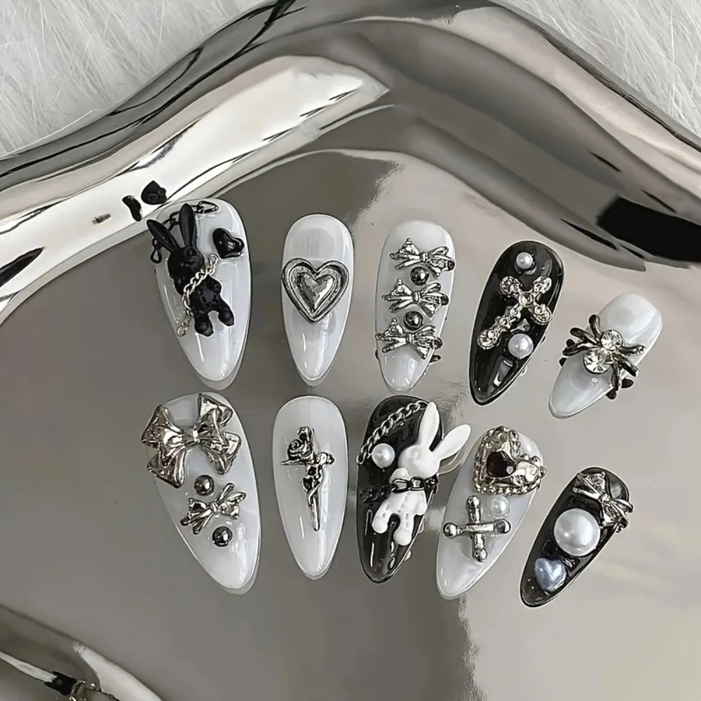 Nail Art Gothic - 10 قطع جديدة من زينة الأظافر