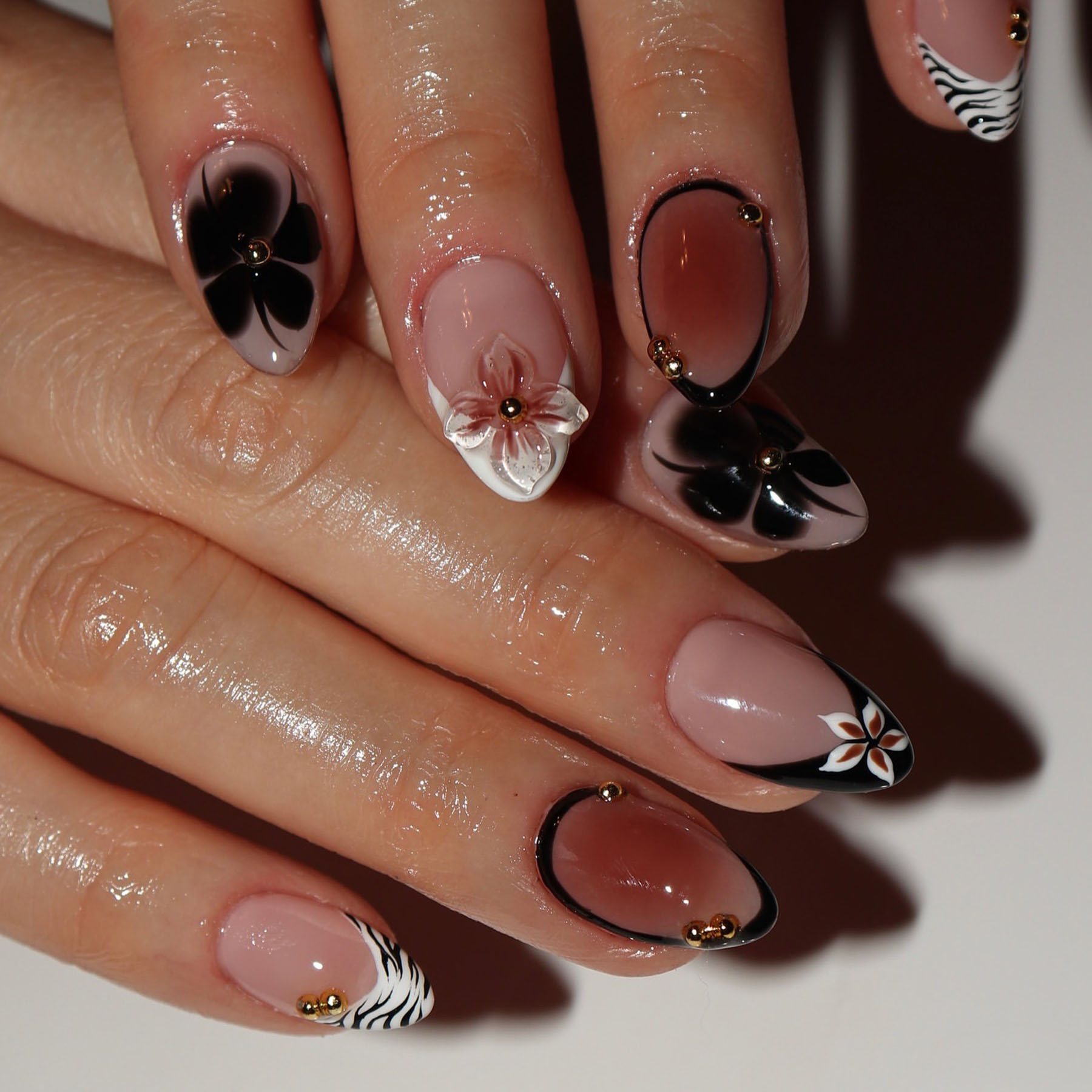 24 قطعة الأظافر كاذبة زهرة الب - مراجعة Nail Art Flower وسعره