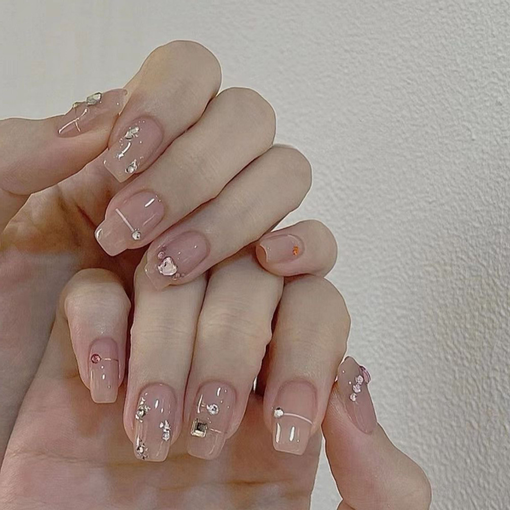24 قطعة من أظافر القطيفة اللام - مراجعة Nail Art Flower وسعره
