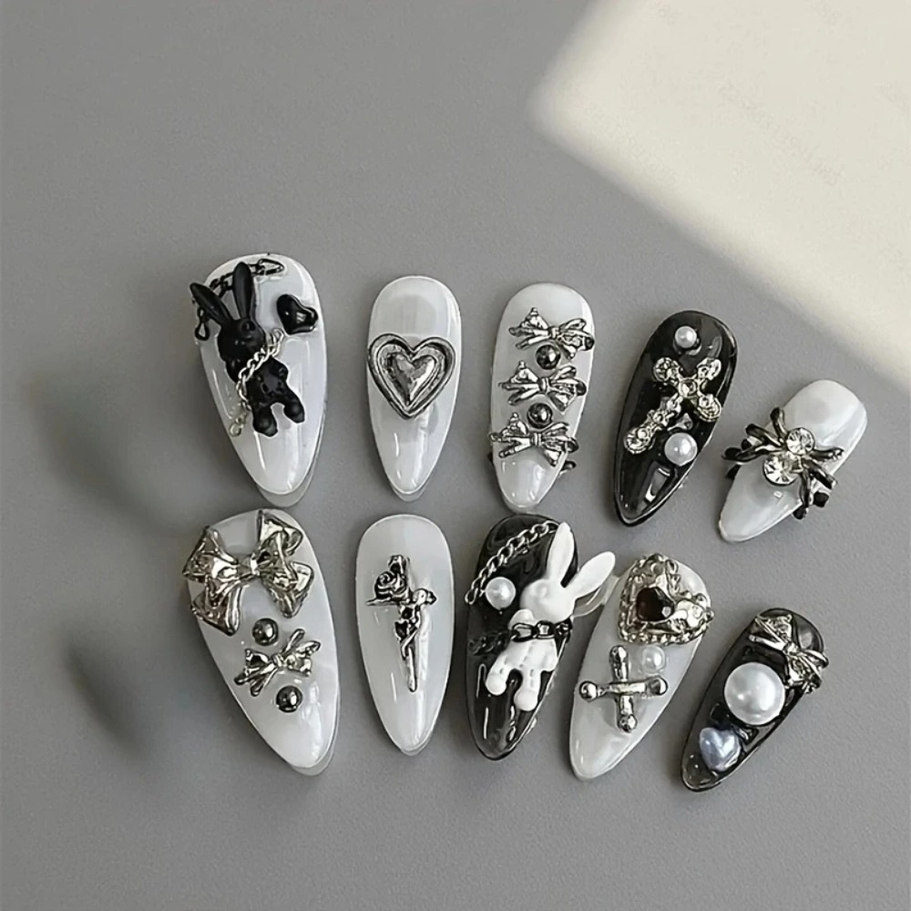 10 قطع جديدة من زينة الأظافر ب - مراجعة Nail Art Gothic وسعره