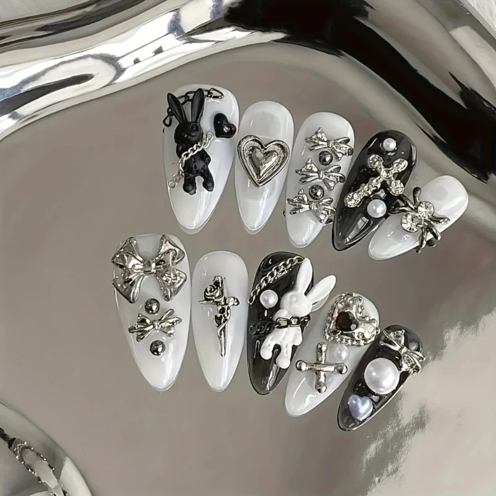 10 قطع جديدة من زينة الأظافر ب - مراجعة Nail Art Gothic وسعره