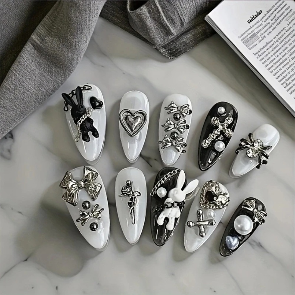 10 قطع جديدة من زينة الأظافر ب - مراجعة Nail Art Gothic وسعره